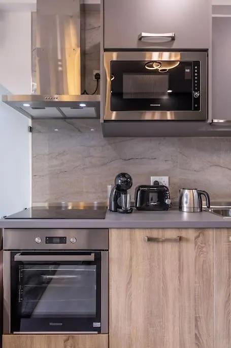Velvet Noir Apartment By Soea Sliema