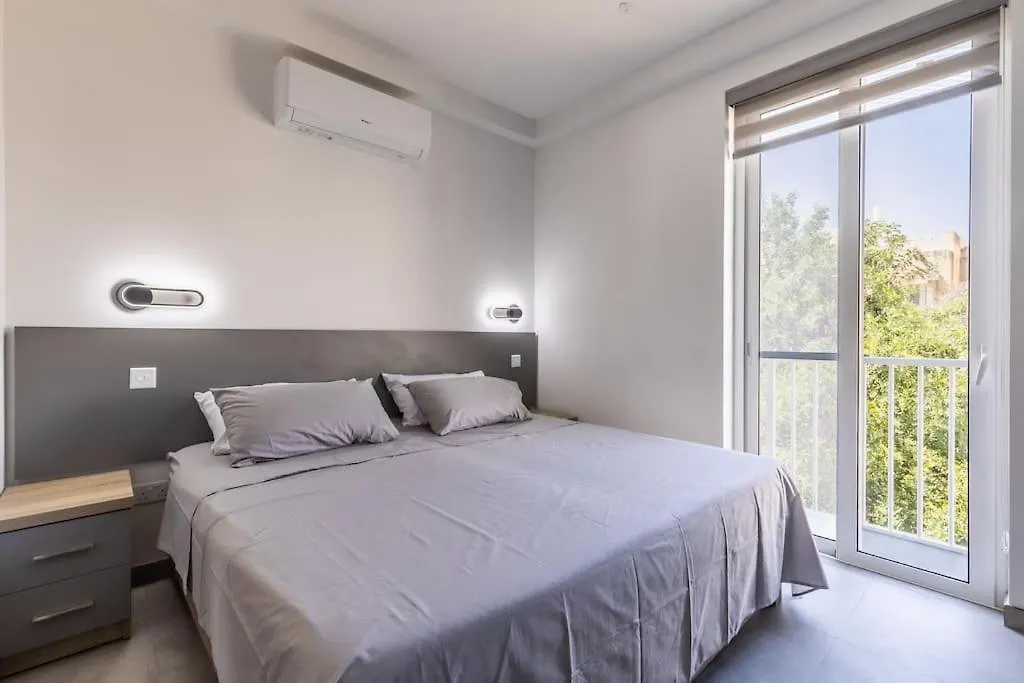 Velvet Noir Apartment By Soea Sliema Malta